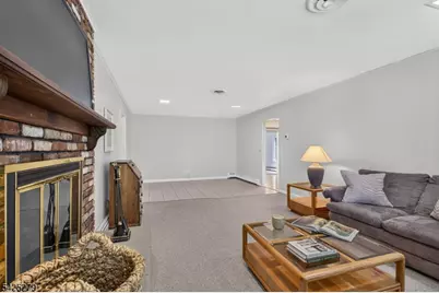 10 Rockledge Ter, Pequannock Township, NJ 07444 - Photo 13