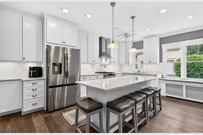 2 Russell Rd, Fanwood, NJ 07023 - Photo 15