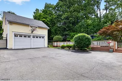 2 Russell Rd, Fanwood, NJ 07023 - Photo 39