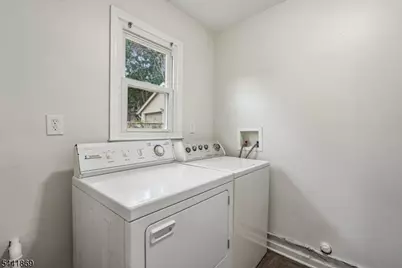 95 Mitchell St, West Orange Township, NJ 07052 - Photo 27