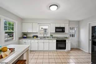 95 Mitchell St, West Orange Township, NJ 07052 - Photo 7
