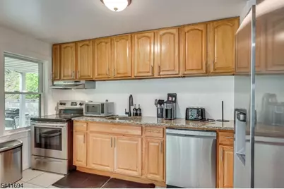 86 Pine Brook Rd, Lincoln Park, NJ 07035 - Photo 7