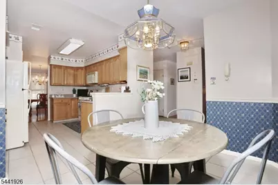 72 Birch Ln, Wayne Twp., NJ 07470 - Photo 19