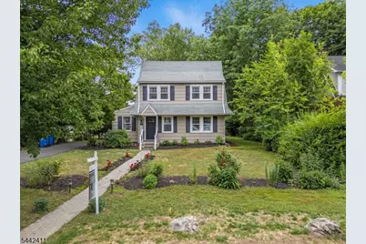 12 Dayton Cres, Bernardsville, NJ 07924 - Photo 3