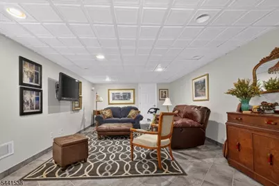 653 Foothill Rd, Bridgewater, NJ 08807 - Photo 27