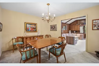 19 Bear Brook Ln, Livingston, NJ 07039 - Photo 11
