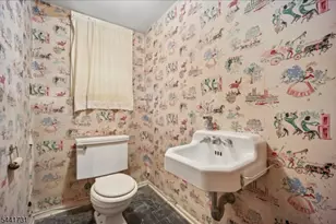 19 Bear Brook Ln, Livingston, NJ 07039 - Photo 21