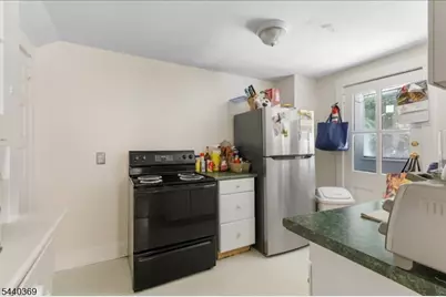 31 Center St, Bernardsville, NJ 07924 - Photo 17