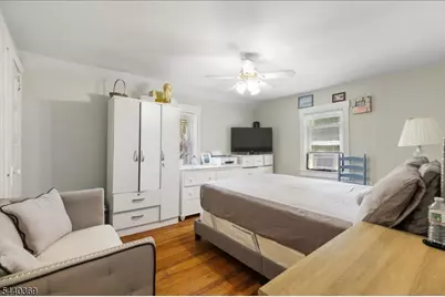31 Center St, Bernardsville, NJ 07924 - Photo 11