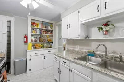 31 Center St, Bernardsville, NJ 07924 - Photo 9