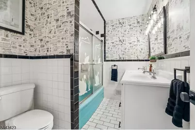 80 Easton Ave, Spotswood, NJ 08884 - Photo 19