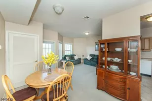 375 Rifle Camp Rd, Woodland Park, NJ 07424 - Photo 11