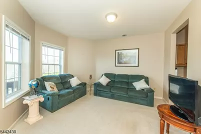 375 Rifle Camp Rd #202, Woodland Park, NJ 07424 - Photo 9