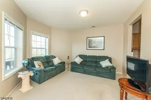 375 Rifle Camp Rd, Woodland Park, NJ 07424 - Photo 9