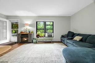517 Townsbury Rd, Liberty Township, NJ 07838 - Photo 5