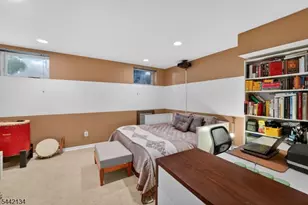 215 Barringer Dr, Nutley, NJ 07110 - Photo 25