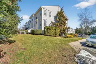 215 Barringer Dr, Nutley, NJ 07110 - Photo 5