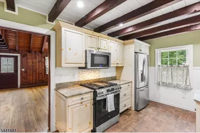 231 Sussex Ave, Andover Township, NJ 07860 - Photo 17