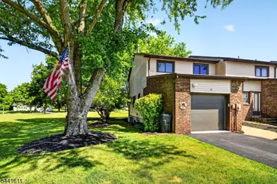 31 Chelsea Cir, Raritan Township, NJ 08822 - Photo 27