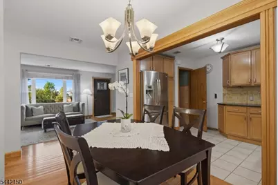 170 Dawson Ave, Clifton, NJ 07012 - Photo 3