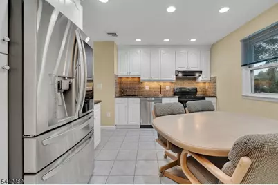 90 James St, Parsippany, NJ 07950 - Photo 17