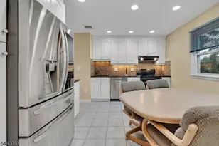 90 James St, Parsippany, NJ 07950 - Photo 17