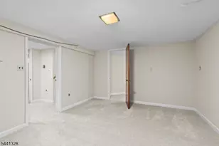 200 Baker St, Dover, NJ 07801 - Photo 13