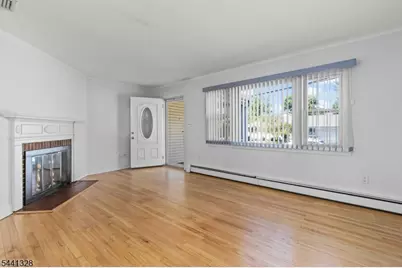 200 Baker St, Dover, NJ 07801 - Photo 7