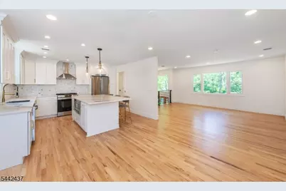 13 Arverne Rd, West Orange Township, NJ 07052 - Photo 5