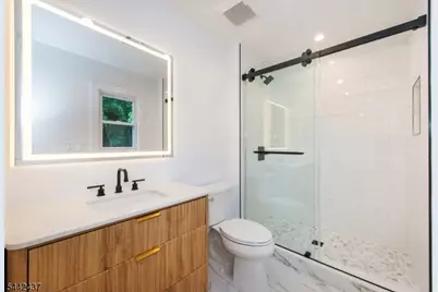 13 Arverne Rd, West Orange Township, NJ 07052 - Photo 15