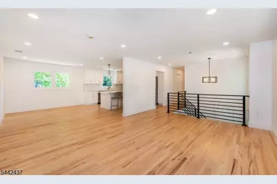 13 Arverne Rd, West Orange Township, NJ 07052 - Photo 3