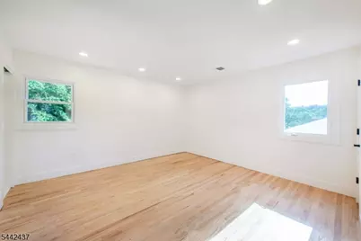 13 Arverne Rd, West Orange Township, NJ 07052 - Photo 13
