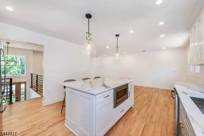 13 Arverne Rd, West Orange Township, NJ 07052 - Photo 7