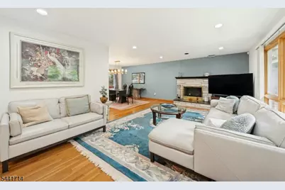 350 Greenbrier Ct, Mountainside, NJ 07092 - Photo 9