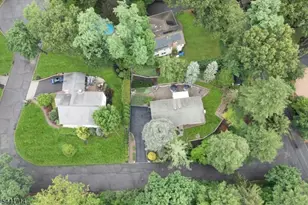 350 Greenbrier Ct, Mountainside, NJ 07092 - Photo 33