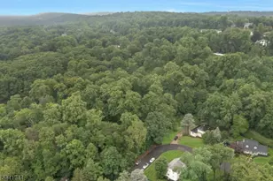 350 Greenbrier Ct, Mountainside, NJ 07092 - Photo 37