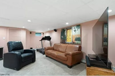 350 Greenbrier Ct, Mountainside, NJ 07092 - Photo 25