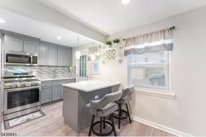 1446B Liberty Ave, Hillside, NJ 07205 - Photo 3