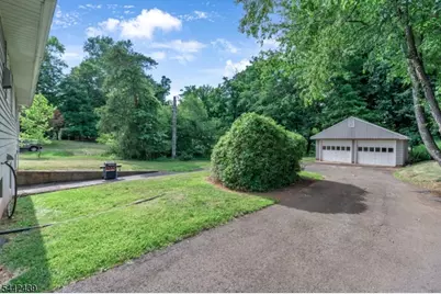 18 North Ave, Bridgewater, NJ 08807 - Photo 7