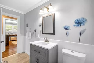 18 North Ave, Bridgewater, NJ 08807 - Photo 15