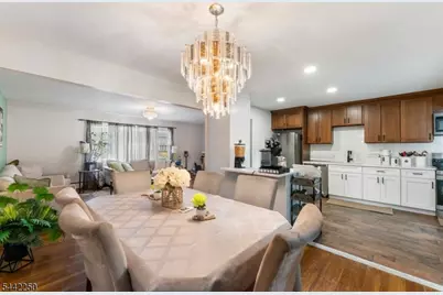 2798 Allen Ave, Union Township, NJ 07083 - Photo 7
