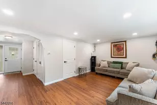 2798 Allen Ave, Union Township, NJ 07083 - Photo 11
