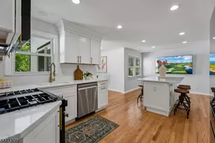 59 Sunnyside Rd, West Orange Township, NJ 07052 - Photo 11