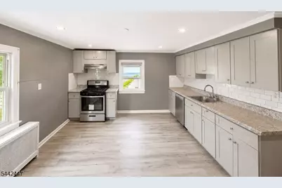 310 Concord Ave #2, Union Township, NJ 07083 - Photo 5