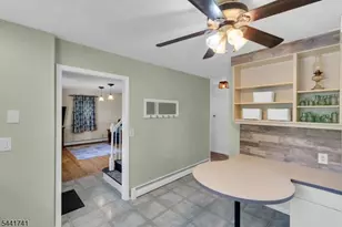 13 Allen St, Flemington, NJ 08822 - Photo 9