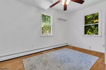 13 Allen St, Flemington, NJ 08822 - Photo 11
