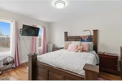 169 Oakwood Pl, Orange, NJ 07050 - Photo 11