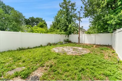 169 Oakwood Pl, Orange, NJ 07050 - Photo 3