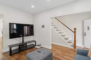 169 Oakwood Pl, Orange, NJ 07050 - Photo 7
