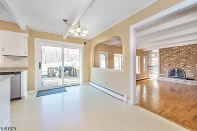 32 Schoolhouse Ln, Mendham Township, NJ 07960 - Photo 11